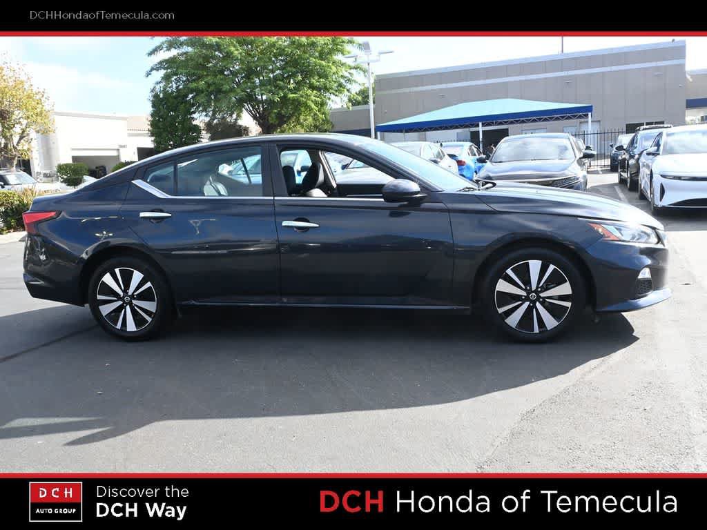 Used 2021 Nissan Altima 2.5 SV FWD image 5