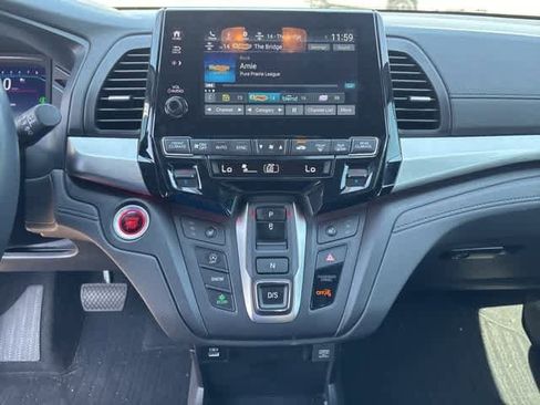 Used 2023 Honda Odyssey Sport image 19