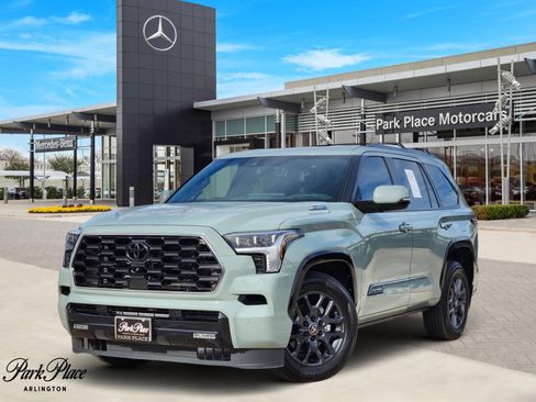 Used 2025 Toyota Sequoia Platinum image 1