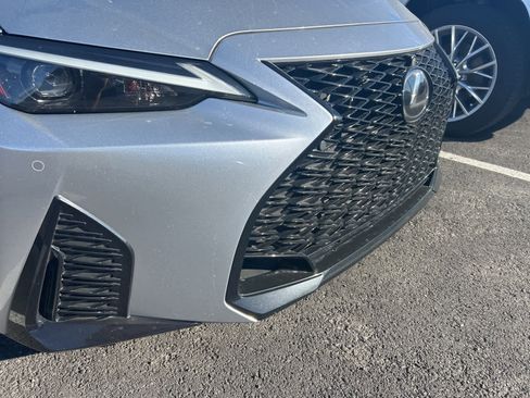 Used 2023 Lexus IS 350 F Sport w/ Navigation Package image 9