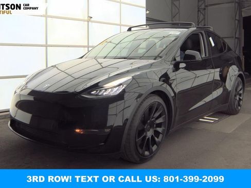 Used 2022 Tesla Model Y Long Range image 1