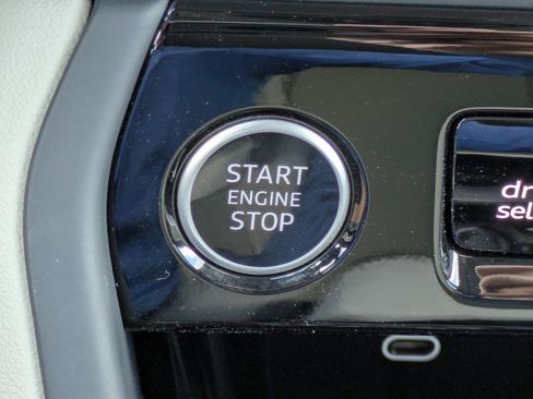 Used 2025 Audi Q5 Prestige image 31