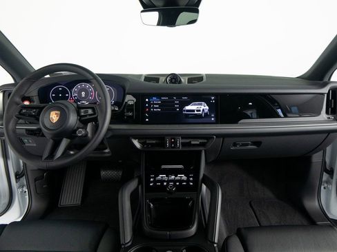 New 2026 Porsche Cayenne image 34