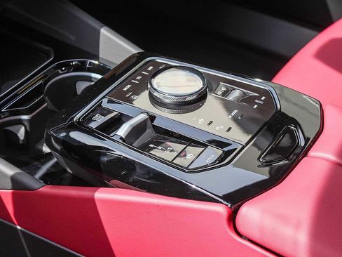 New 2026 BMW 530i w/ M Sport Package image 27