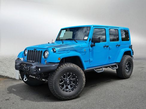Used 2017 Jeep Wrangler Unlimited Sahara AWD/4WD image 1