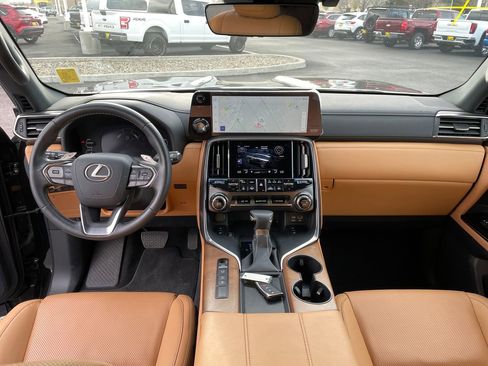 Used 2024 Lexus LX 600 4WD w/ Interior Upgrade Package image 13