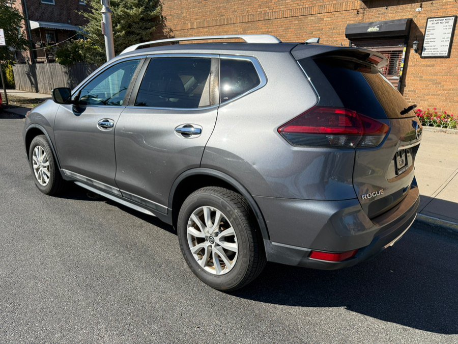 Used 2018 Nissan Rogue SV AWD/4WD image 6
