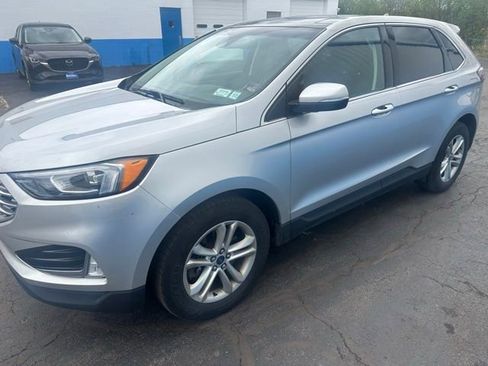 Used 2019 Ford Edge SEL w/ Equipment Group 201A AWD/4WD image 4