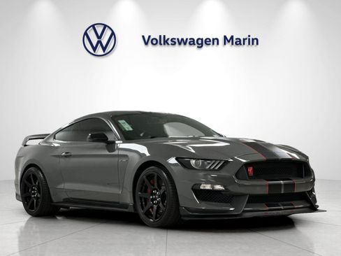 Used 2018 Ford Mustang Shelby GT350R w/ GT350R Equipment Group 920A RWD image 7