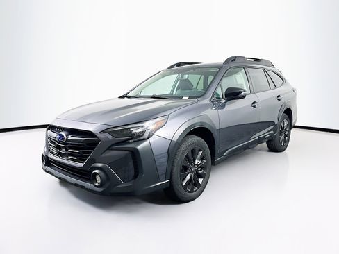 Used 2025 Subaru Outback Onyx Edition AWD/4WD image 3