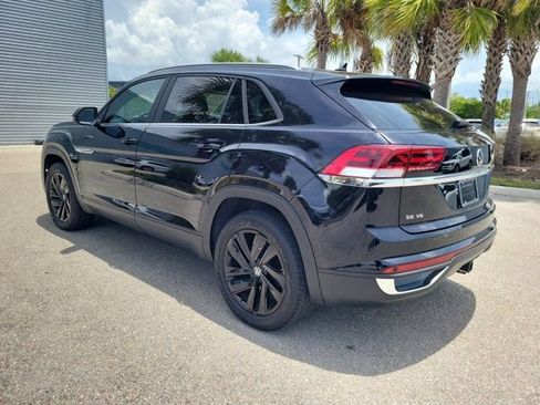 Used 2023 Volkswagen Atlas Cross Sport SE w/ Black Wheel Package FWD image 5