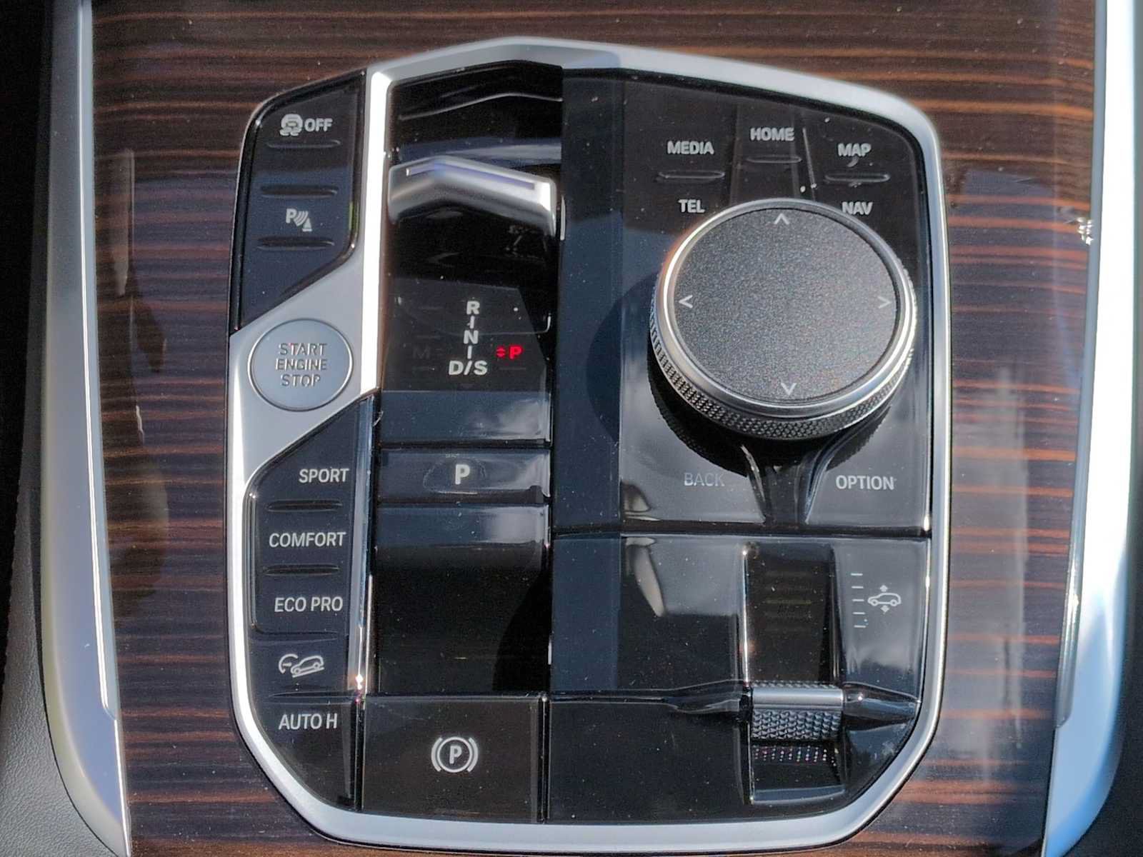 Used 2026 BMW X7 xDrive40i AWD/4WD image 35
