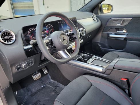 New 2025 Mercedes-Benz GLA 250 image 13
