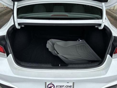 Used 2021 Hyundai Elantra SEL image 30