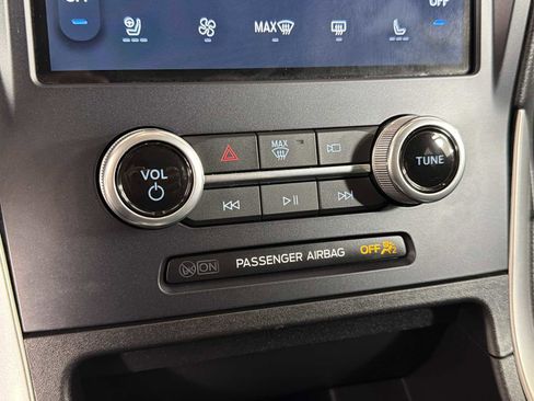 Used 2021 Ford Edge SEL w/ Convenience Package image 31