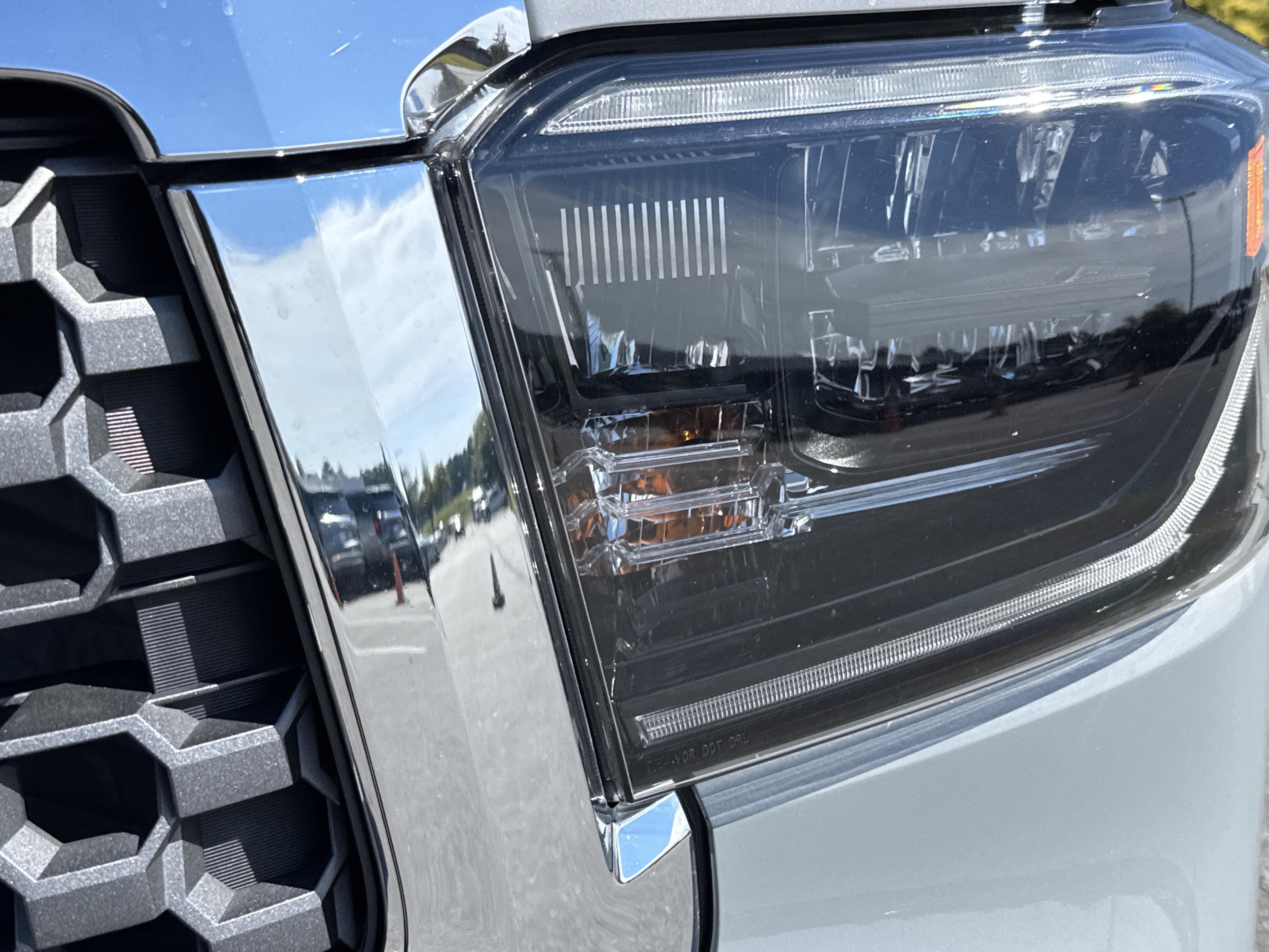 Used 2021 Toyota Tundra SR5 w/ TRD Off-Road Package AWD/4WD image 6