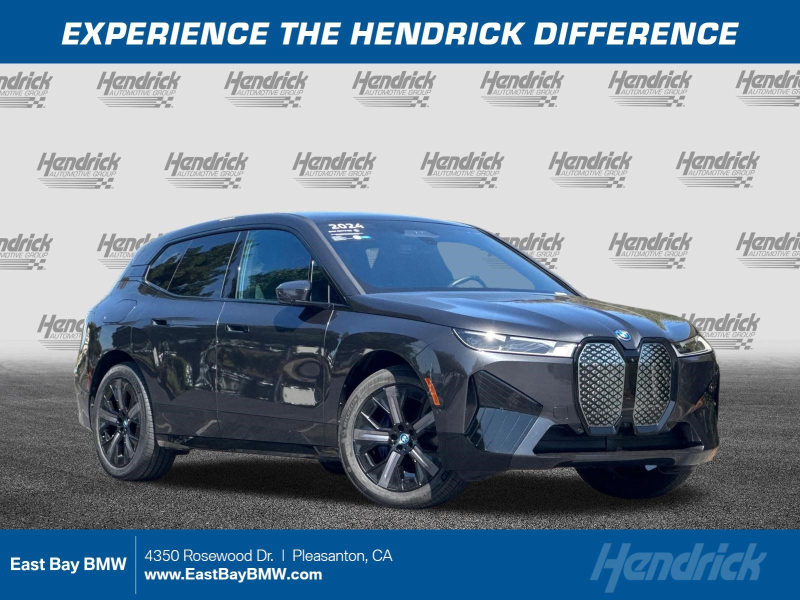 Certified 2024 BMW iX xDrive50 w/ Premium Package AWD/4WD image 1