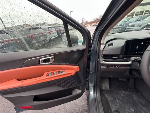 New 2026 Kia Carnival SX image 44