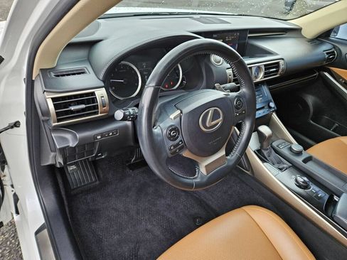 Used 2014 Lexus IS 250 RWD image 12