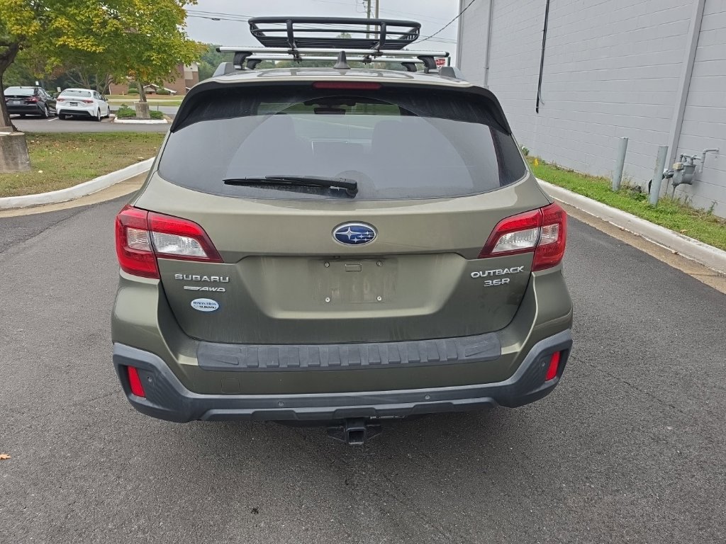 Used 2019 Subaru Outback 3.6R Touring AWD/4WD image 6