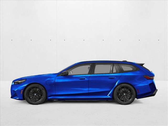 New 2027 BMW M5 Touring AWD/4WD image 3