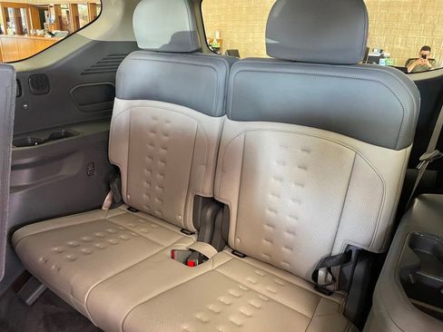 Used 2024 Kia EV9 Wind image 28