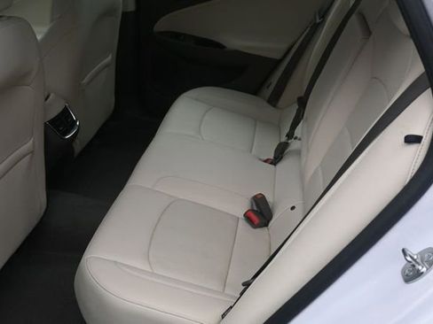 Used 2024 Chevrolet Malibu LT FWD image 17