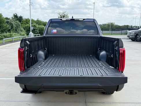 Used 2023 Toyota Tundra SR5 AWD/4WD image 29