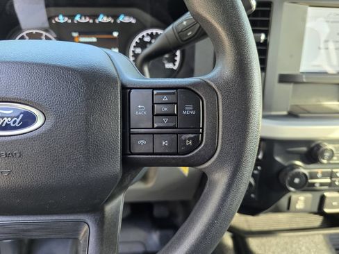 Used 2025 Ford F250 XL AWD/4WD image 21