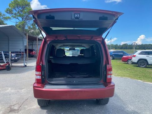 Used 2012 Jeep Liberty Limited Jet w/ Comfort/Convenience Group AWD/4WD image 17