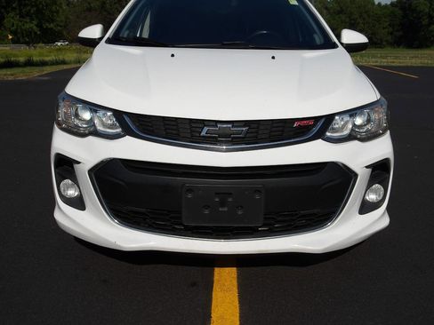 Used 2019 Chevrolet Sonic LT w/ Convenience Package FWD image 10