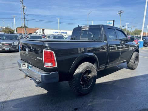 Used 2015 RAM 1500 Laramie w/ Convenience Group image 9
