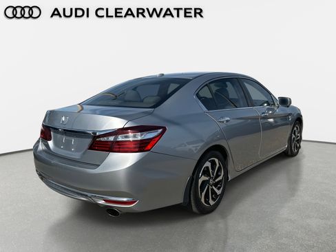 Used 2017 Honda Accord EX-L image 6