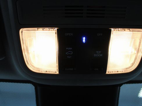 Used 2023 Honda Odyssey EX-L image 50