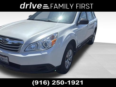 Used 2012 Subaru Outback 2.5i AWD/4WD image 1