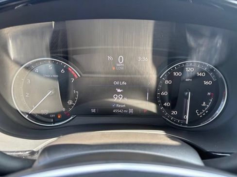 Used 2023 Cadillac XT5 Luxury AWD/4WD image 12