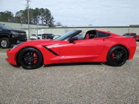 Used 2014 Chevrolet Corvette Stingray Z51 2dr Coupe w/ 3LT Preferred Equipment Group image 3