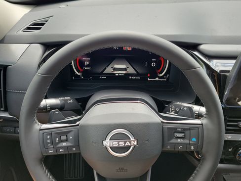 New 2026 Nissan Pathfinder SL AWD/4WD image 13