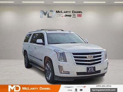 Used 2017 Cadillac Escalade ESV Luxury