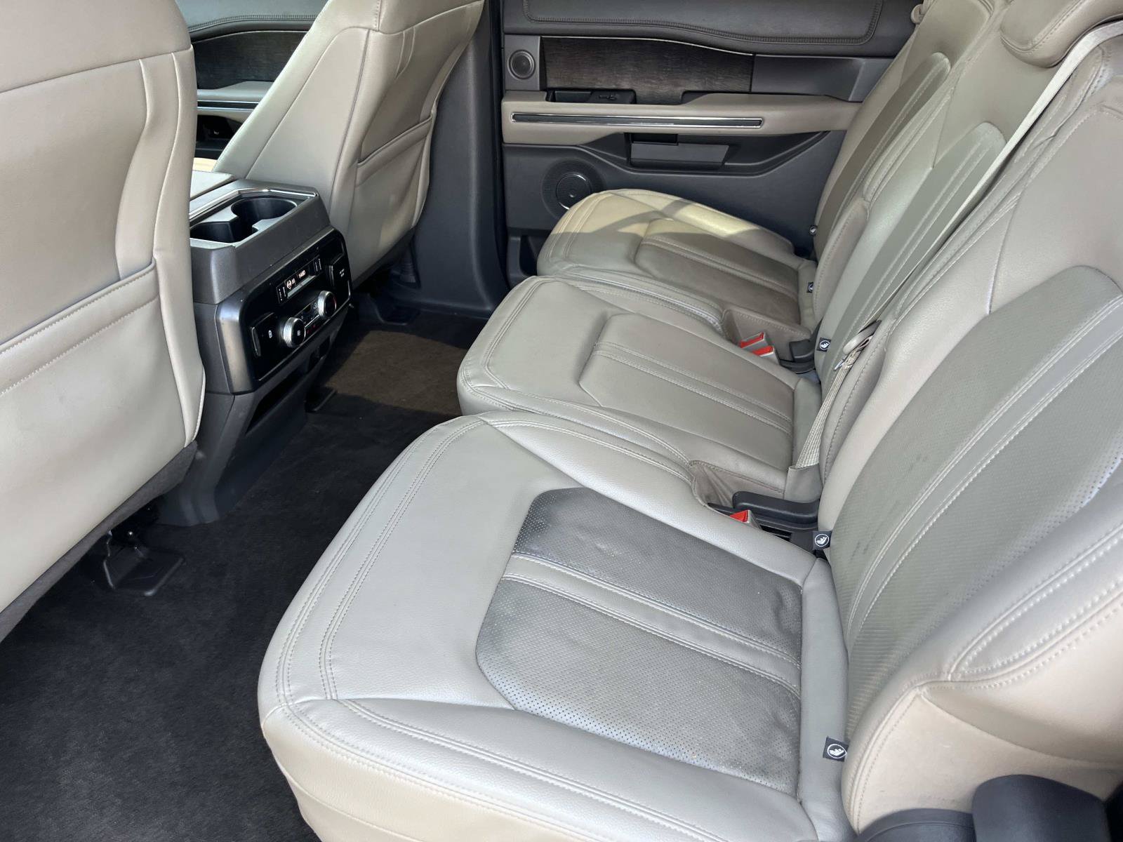 Used 2021 Ford Expedition Max Limited AWD/4WD image 18