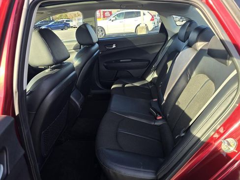 Used 2019 Kia Optima S w/ S Panoramic Sunroof Package image 12