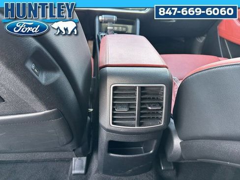 Used 2025 Kia Sportage SX image 17