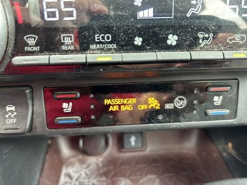 Used 2022 Toyota RAV4 Limited w/ Limited Grade Weather Package image 20