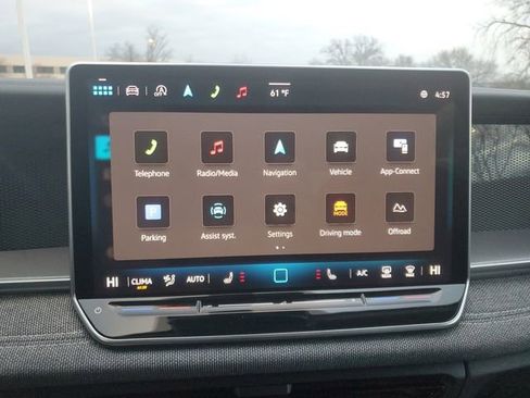 New 2025 Volkswagen Tiguan S AWD/4WD image 32