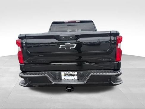 Used 2024 Chevrolet Silverado 1500 RST w/ Convenience Package II AWD/4WD image 11