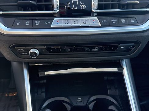 Used 2021 BMW 330i xDrive Sedan w/ Convenience Package image 14