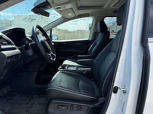 Used 2026 Honda Odyssey Elite image 18