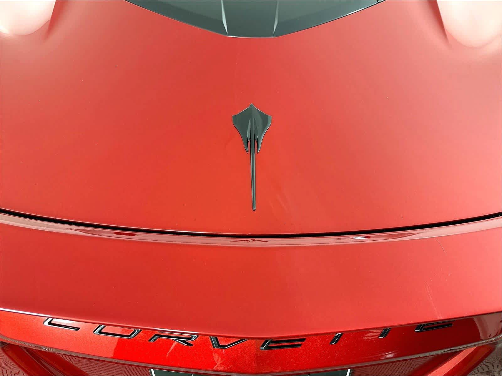 Used 2024 Chevrolet Corvette Stingray Premium Cpe w/ Battery Protection Package RWD image 19