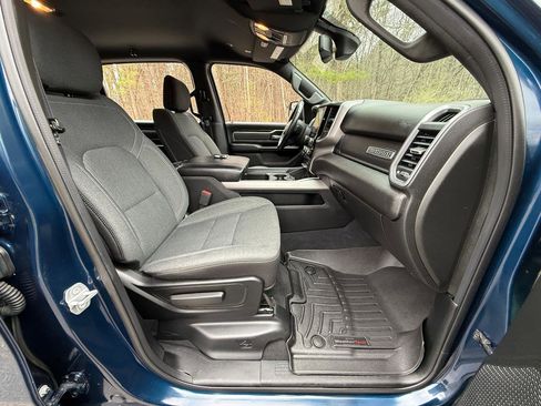 Used 2019 RAM 1500 Big Horn AWD/4WD image 30