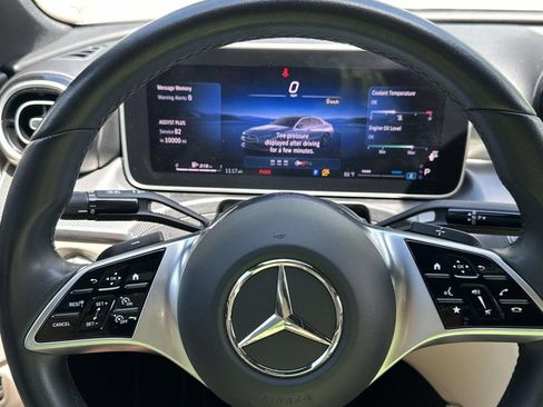 Used 2025 Mercedes-Benz C 300 4MATIC Sedan image 19